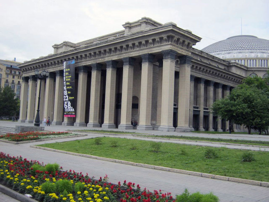 Новосибирск(2)_Оперный театр