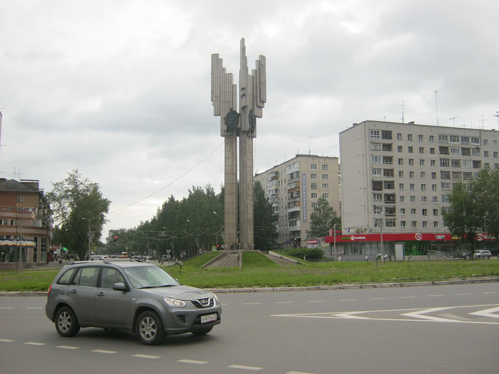 078_Перекрёсток в виде кольцевой автодороги
