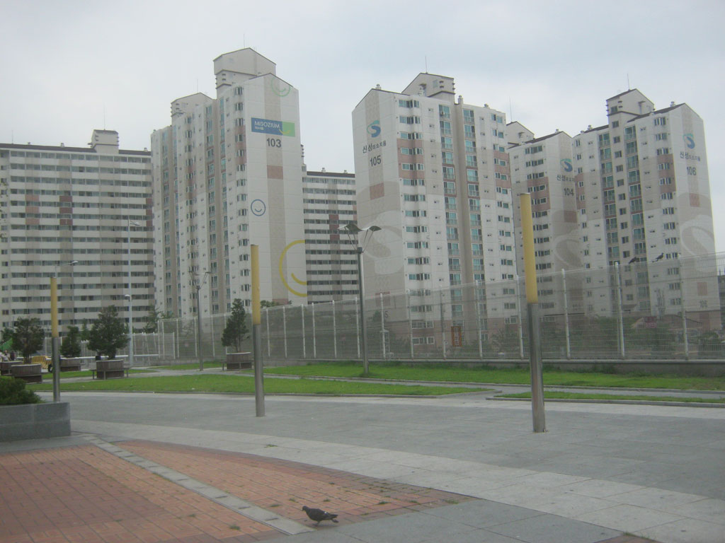 Сеул, многоэтажные жилые дома
