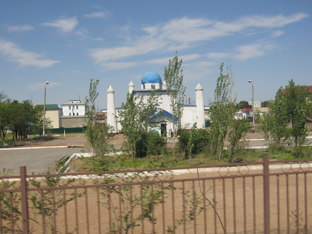153_Мечеть с четырьмя минаретами в посёлке Сарышаган