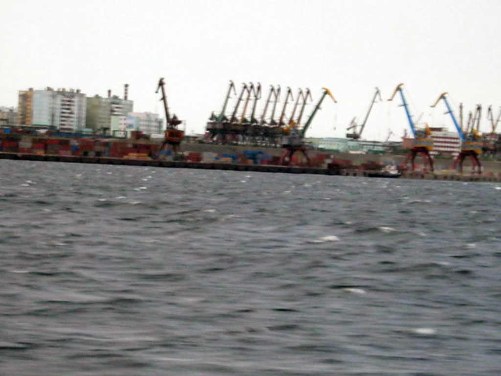 По Енисею(44)_Дудинка, вид с реки(2), порт(1)