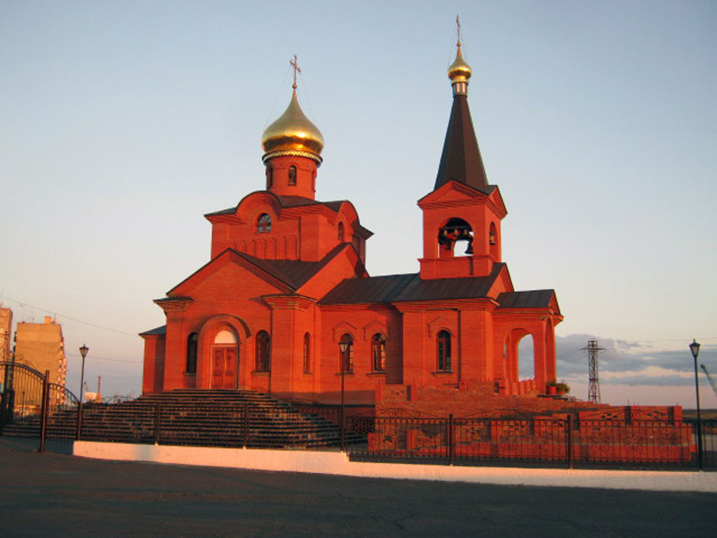Дудинка(6)_Свято-Введенская церковь(1)