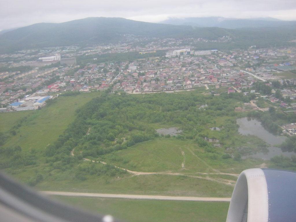 Южно-Сахалинск находится в долине среди гор