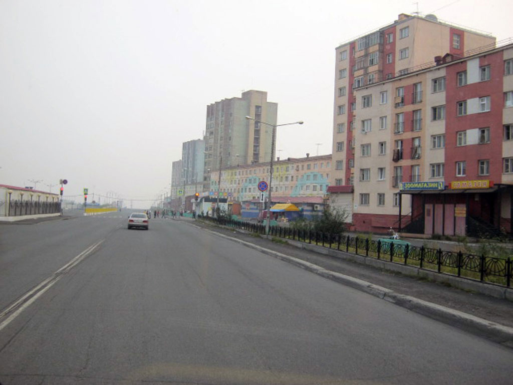 Норильск(3)_ул. Нансена (район автовокзала)