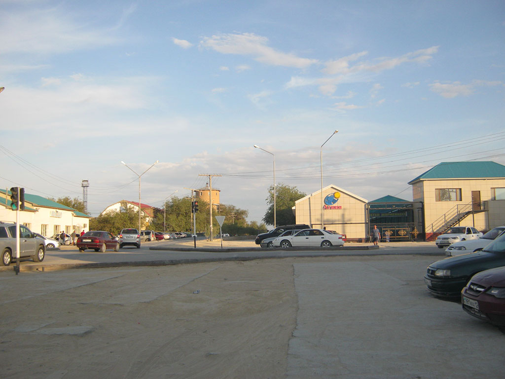 372_Бейнеу, привокзальная площадь