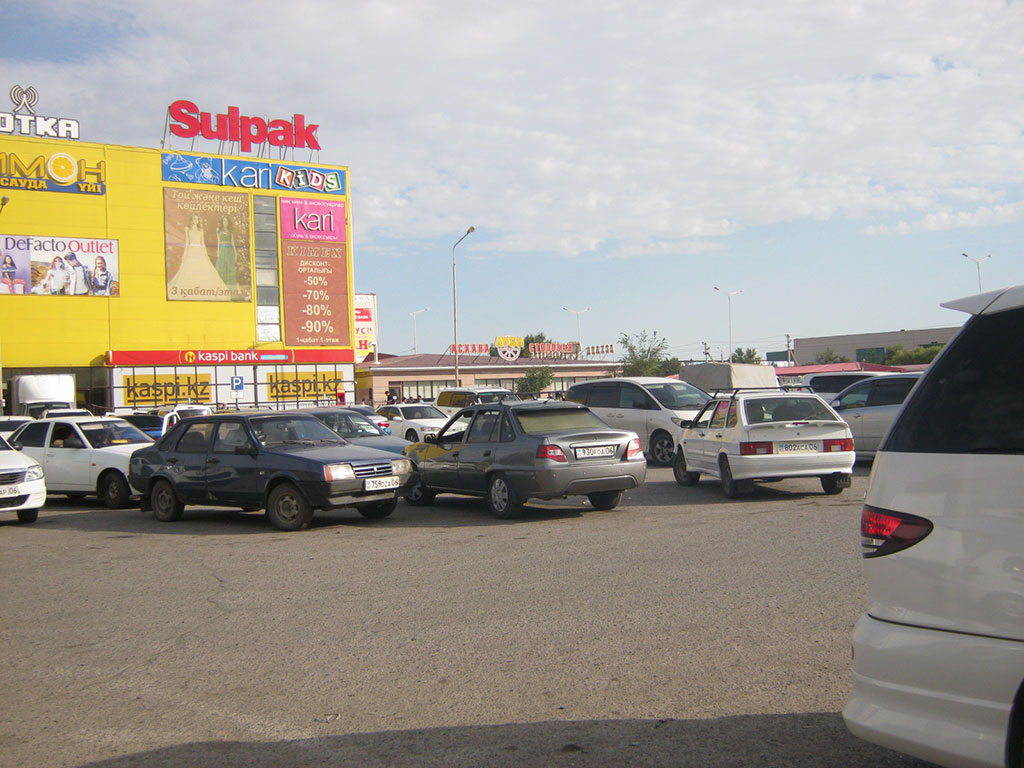 378_Атырау, привокзальная площадь